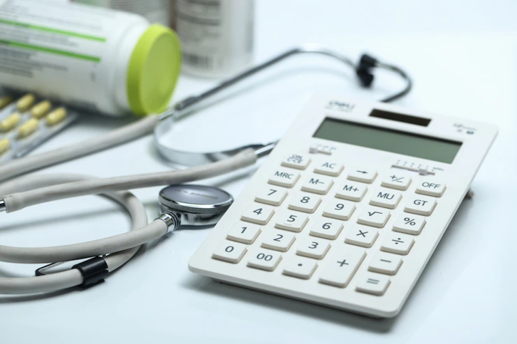 how to budget as a nurse